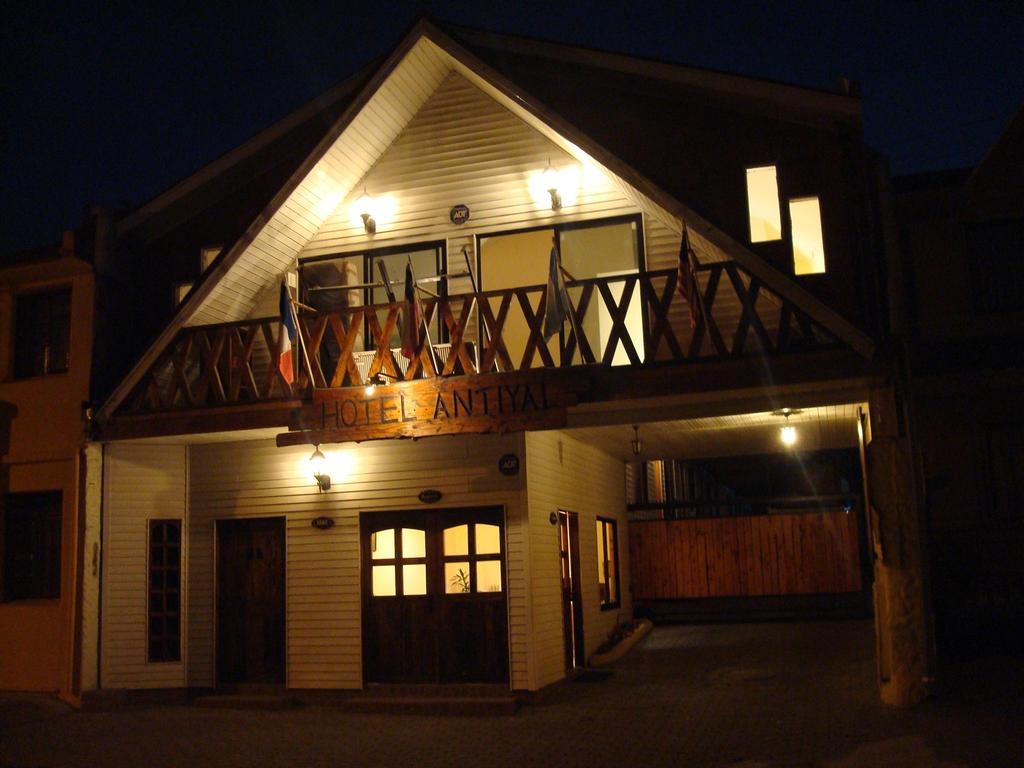 Hostal Caupolican Concepción Buitenkant foto